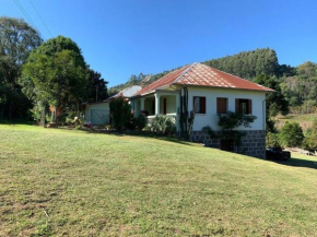 Casa tradicinal de colônia, ampla e confortável
